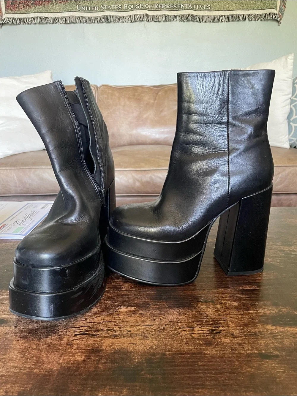 Steve Madden bold black